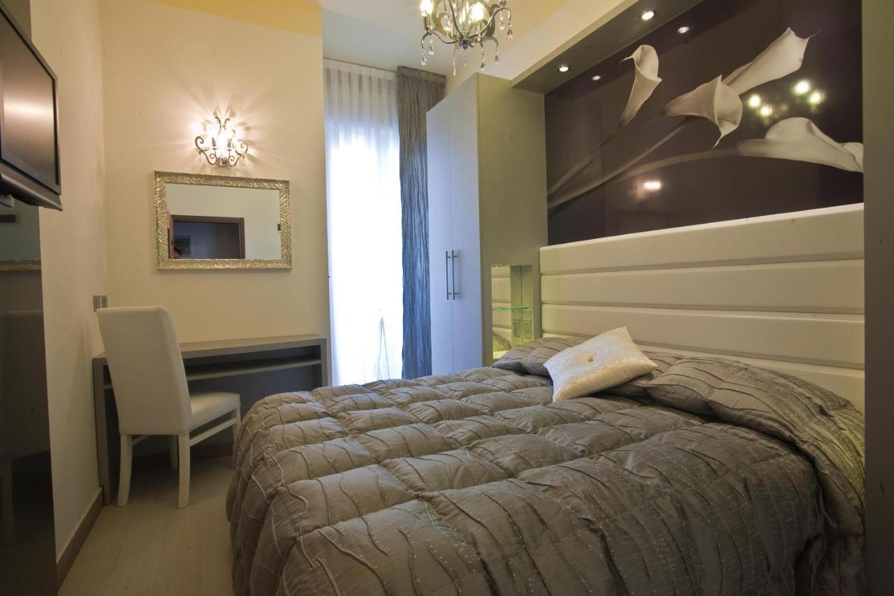 Hotel Villa Paola Rímini Habitación foto